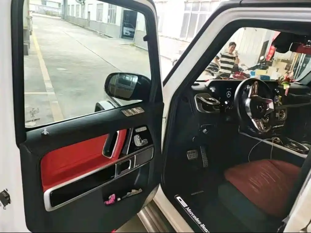 Mercedes-Benz G-Class 2023