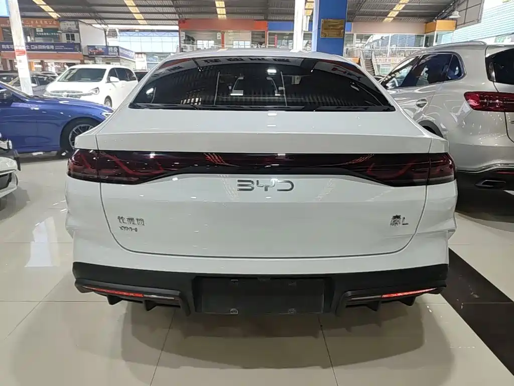 BYD Qin L 2025 — фото 6