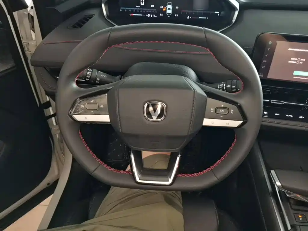 Changan CS55PLUS 2024 — фото 11