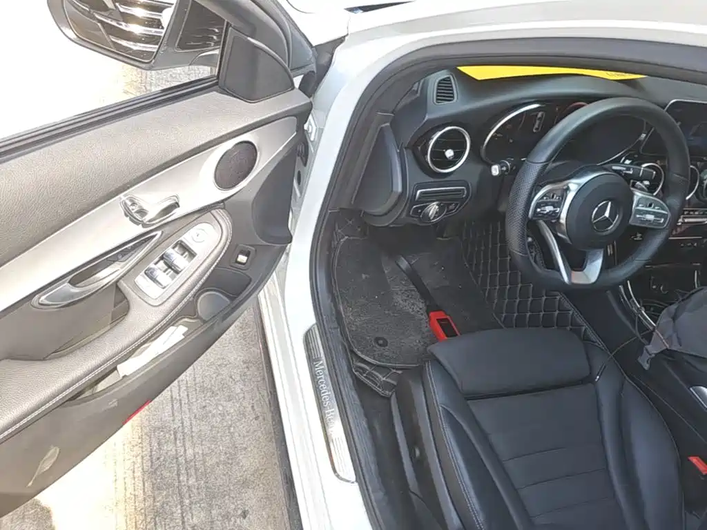 Mercedes-Benz C-Class 2020 — фото 16