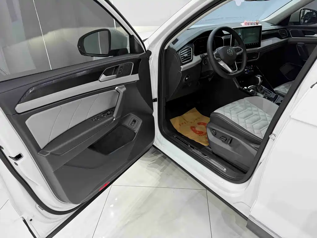 Volkswagen Tayron 2023