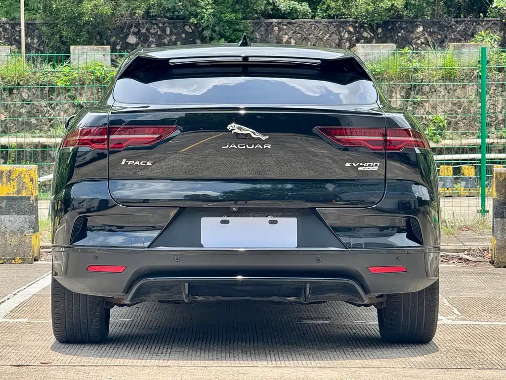 Jaguar I-PACE 2020 — фото 14
