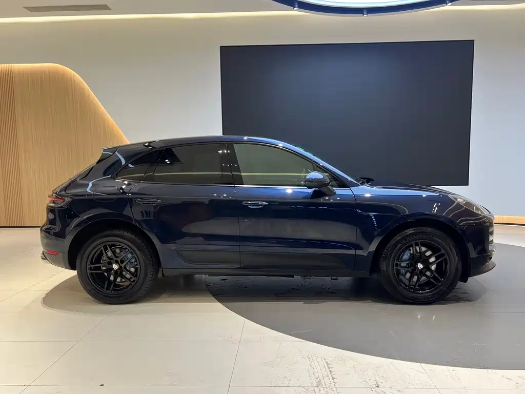 Porsche Macan 2019 — фото 4