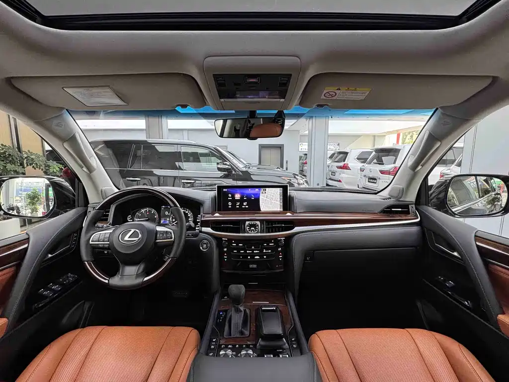 Lexus LX 2019 — фото 13