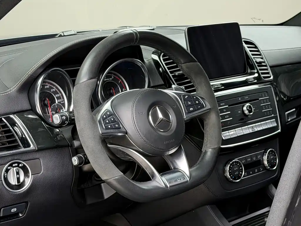 Mercedes-Benz GLS AMG 2019 — фото 5