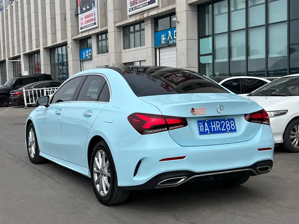 Mercedes-Benz A-Class 2022 — фото 6
