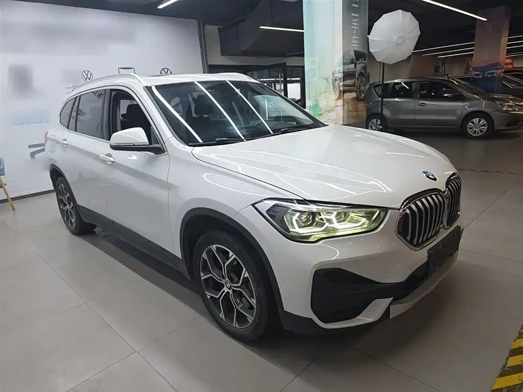 BMW X1 2021 — фото 4