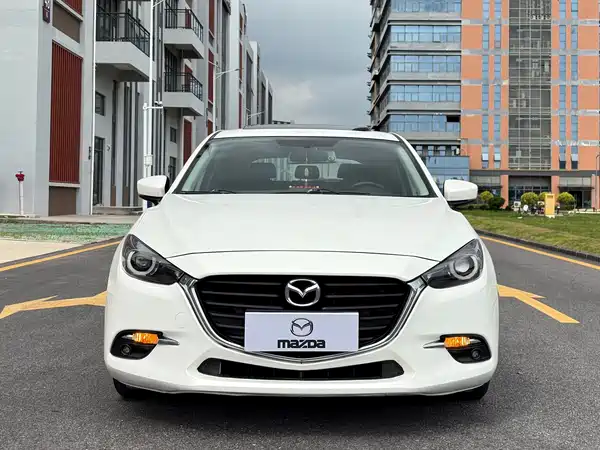 Mazda 3 Axela 2019