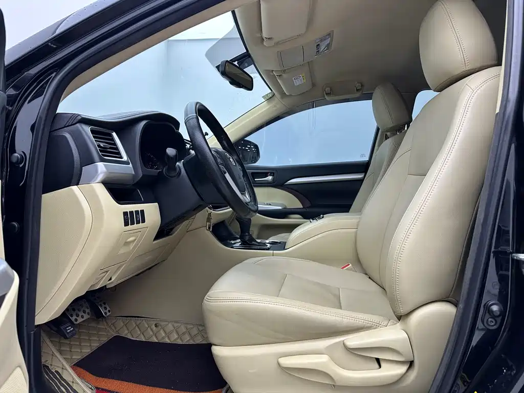 Toyota Highlander 2017 — фото 10