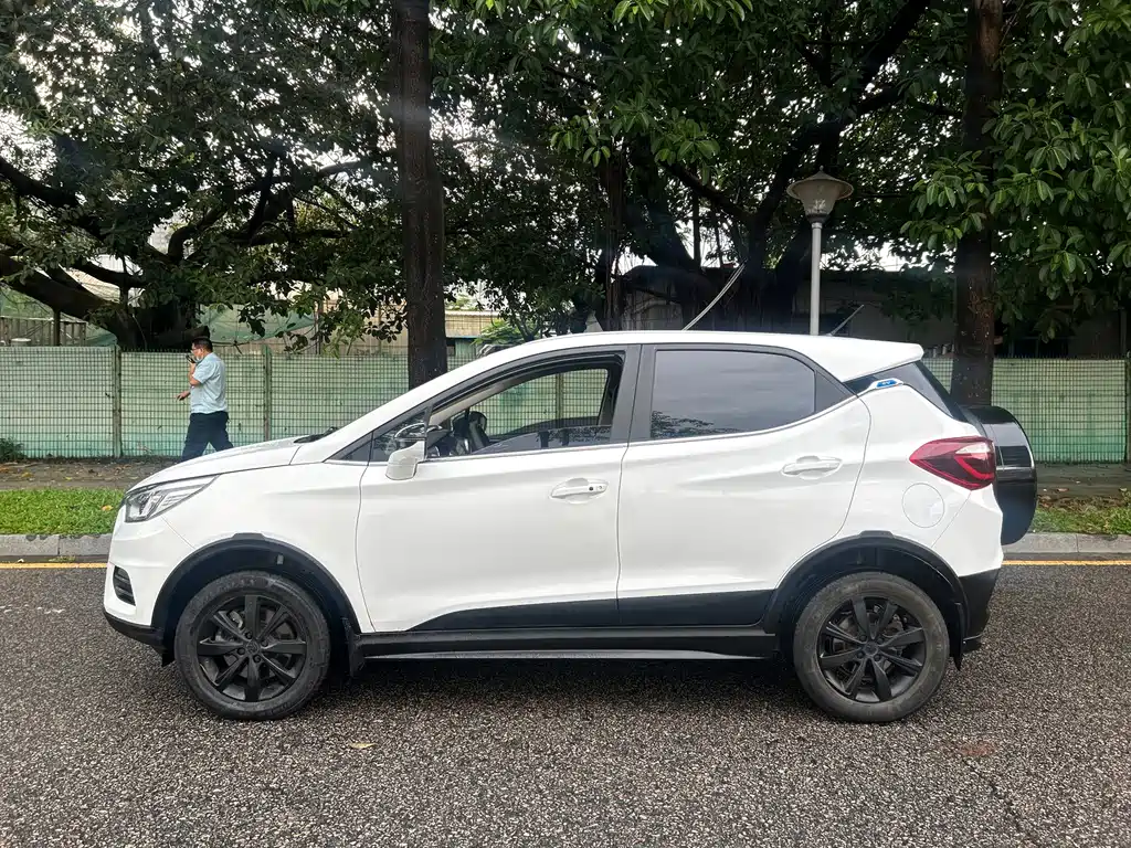 BYD Yuan EV 2019