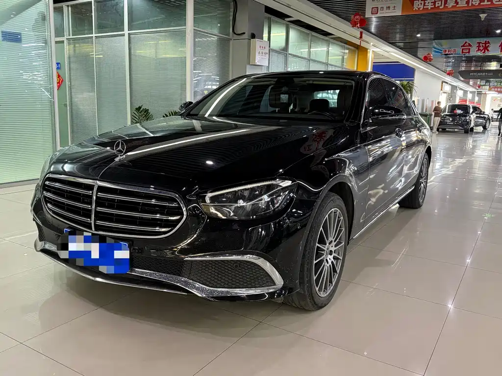 Mercedes-Benz E-Class 2023