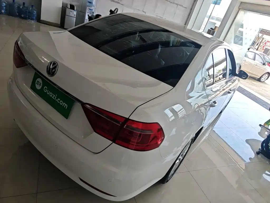 Volkswagen Lavida 2016