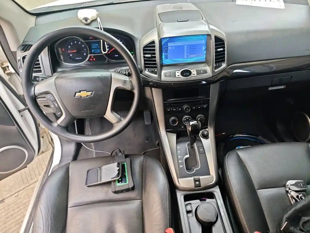 Chevrolet Captiva 2016 — фото 10