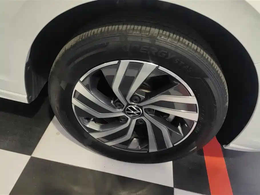 Volkswagen Bora 2023