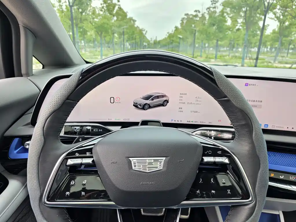 Cadillac IQ 2024 — фото 19