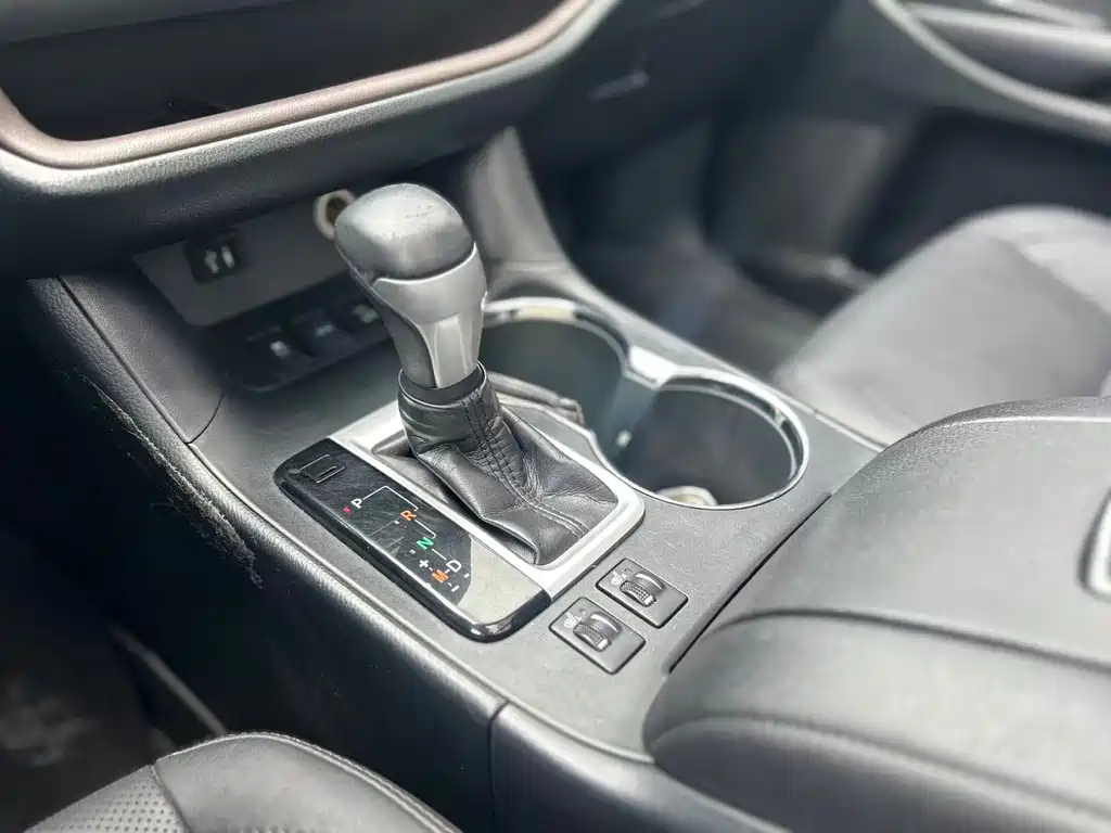 Toyota Highlander 2018 — фото 15