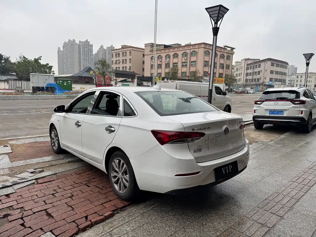 Buick Excelle 2019 — фото 13