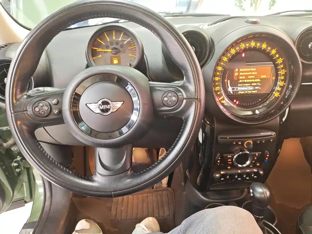 MINI Countryman 2016