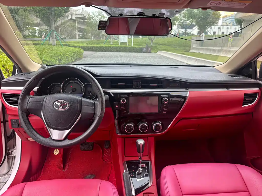 Toyota Corolla 2015