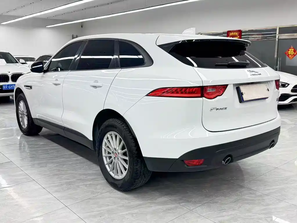 Jaguar F-PACE 2018 — фото 6