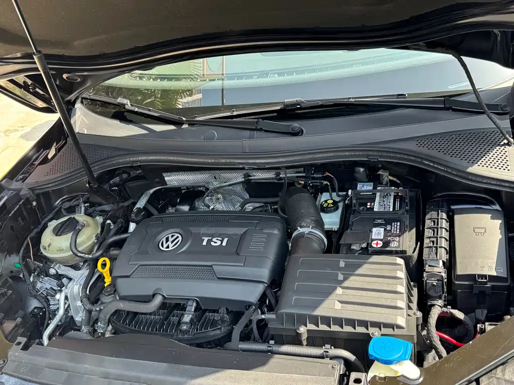 Volkswagen Tiguan L 2017 — фото 24