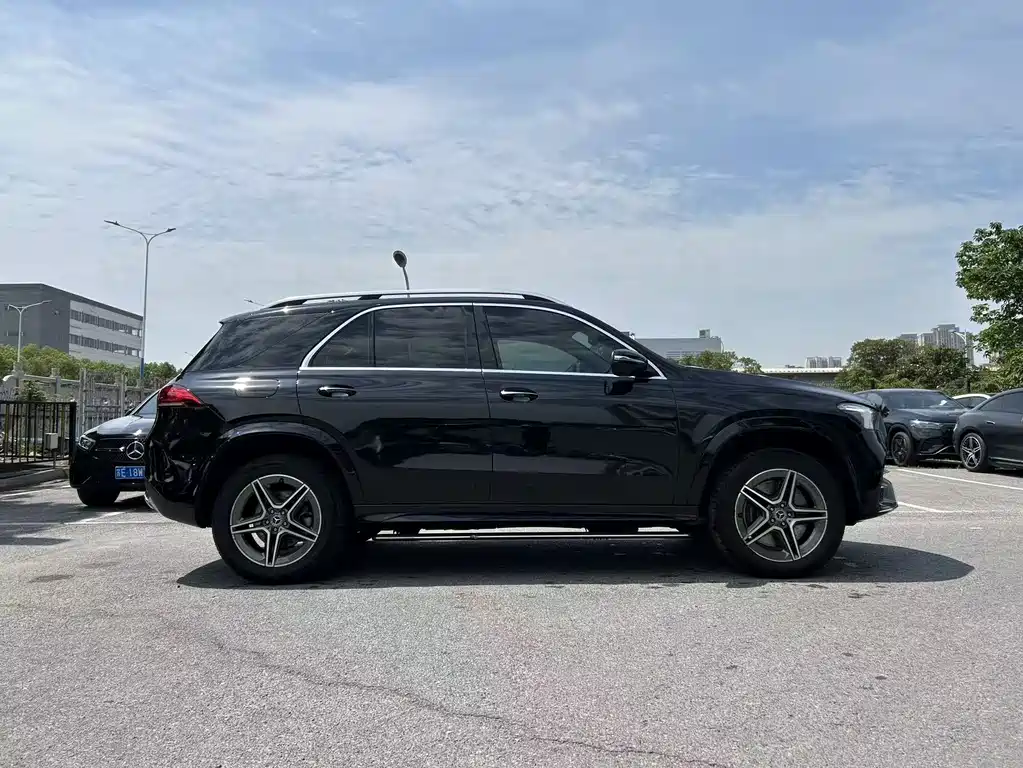 Mercedes-Benz GLE 2020 — фото 4