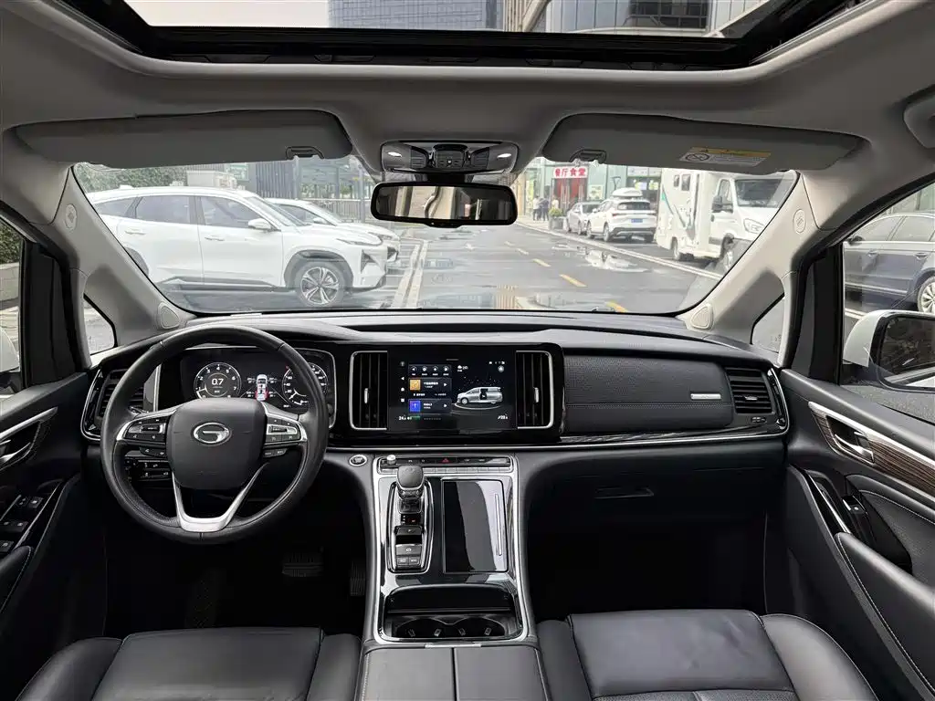 GAC Motor Trumpchi M8 2021 — фото 19