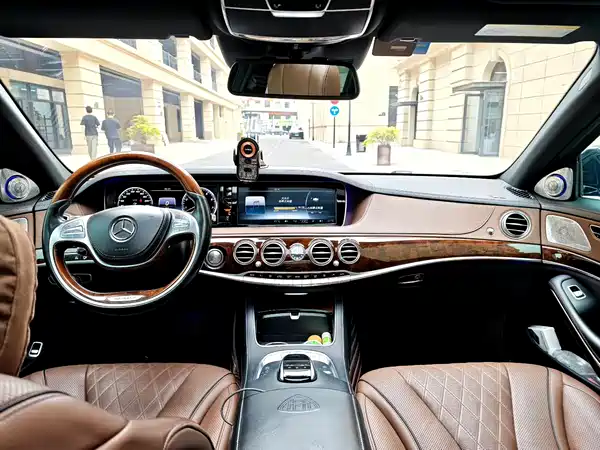 Mercedes-Benz Maybach S-Class 2016