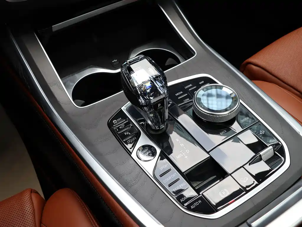BMW X7 2020 — фото 17