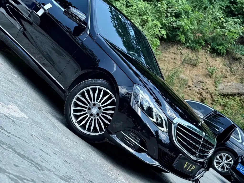 Mercedes-Benz E-Class 2015