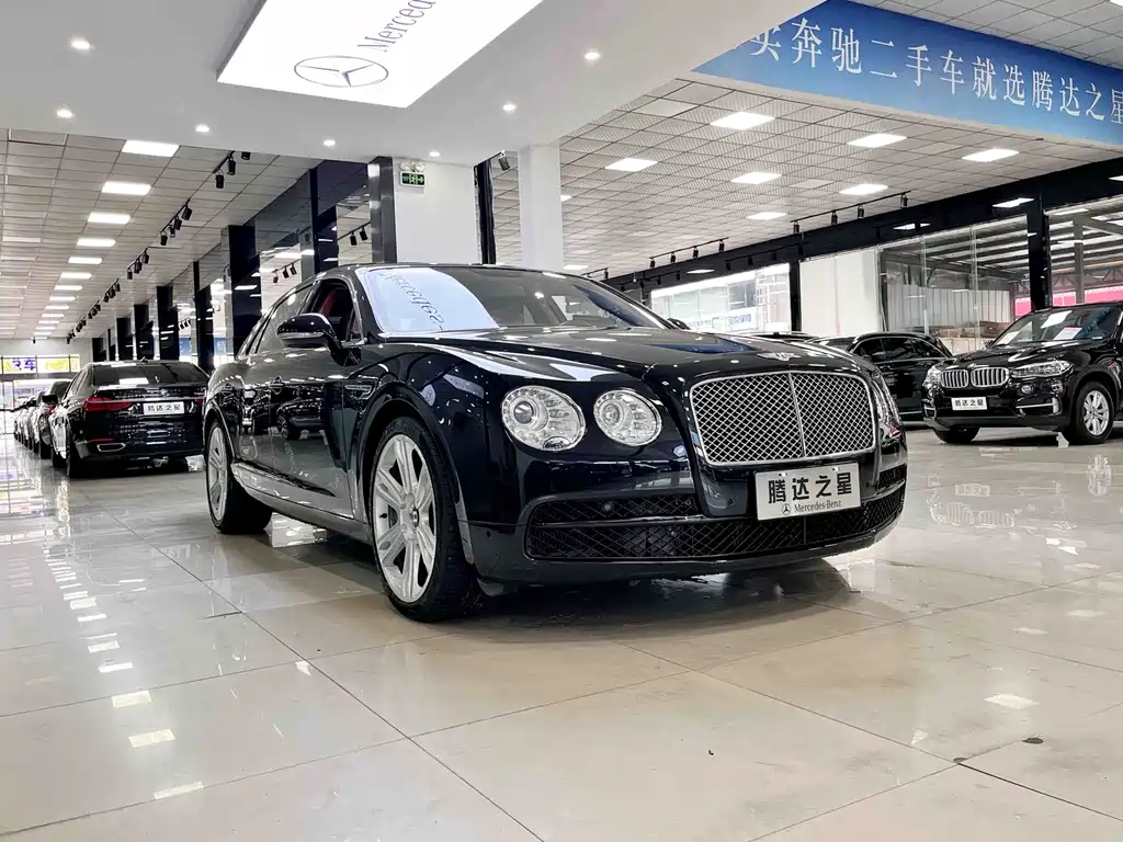 Bentley Flying Spur 2015 — фото 3