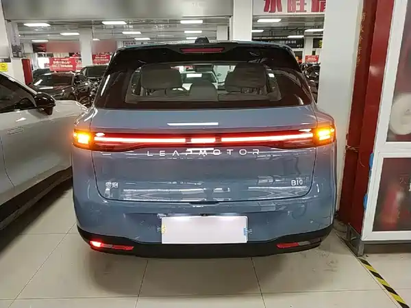 Leapmotor B10 2025