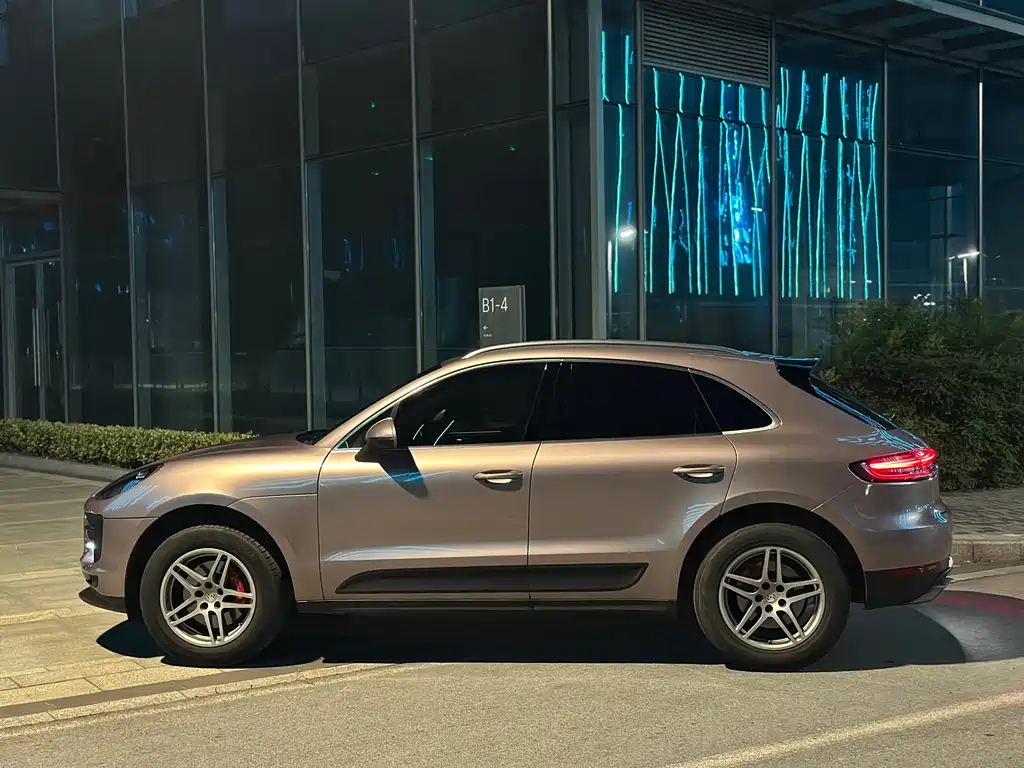 Porsche Macan 2018 — фото 3