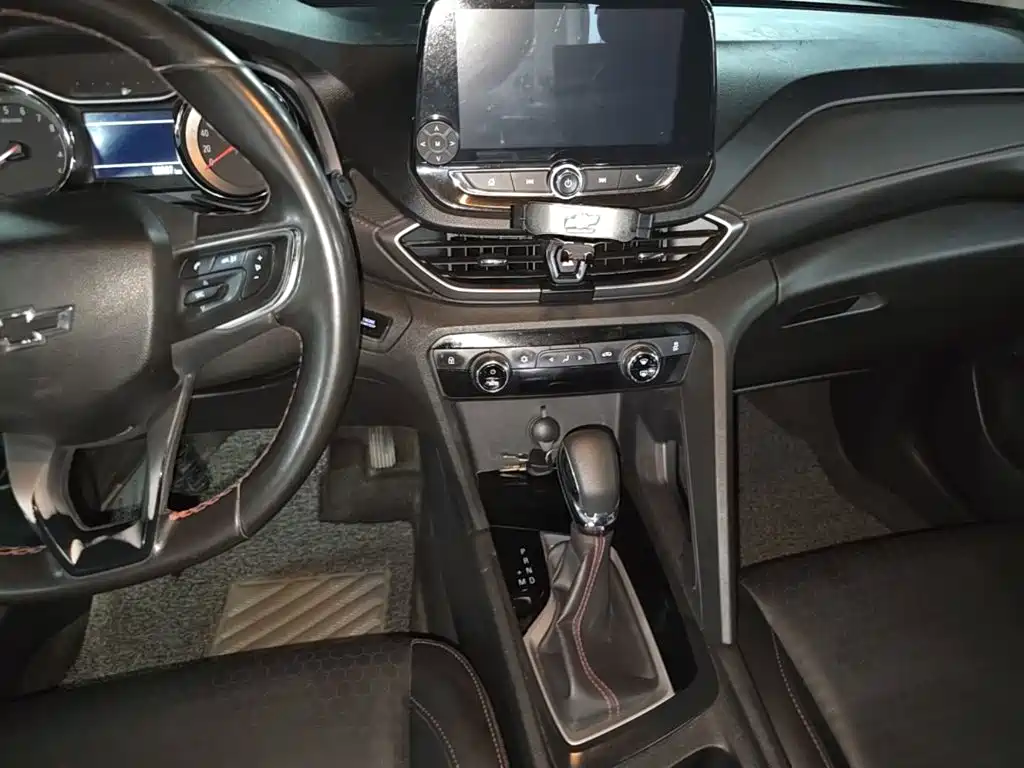 Chevrolet Orlando 2020 — фото 13
