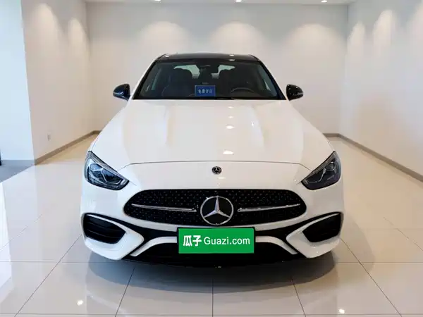 Mercedes-Benz C-Class 2024