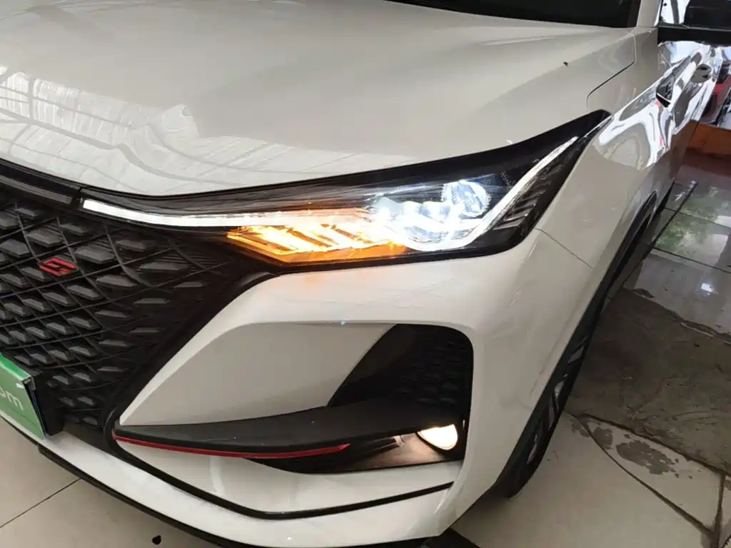 Changan CS75PLUS 2019 — фото 24