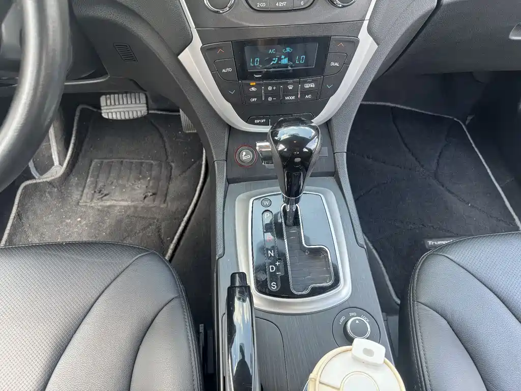 GAC Motor Trumpchi GS5 2014 — фото 29