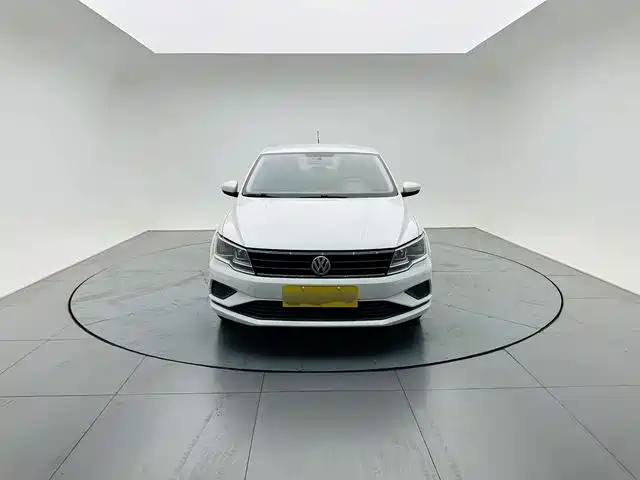 Volkswagen Jetta 2019 — фото 2