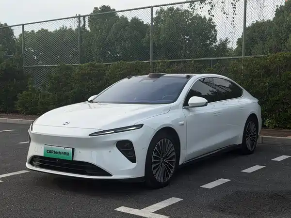NIO ET7 2022