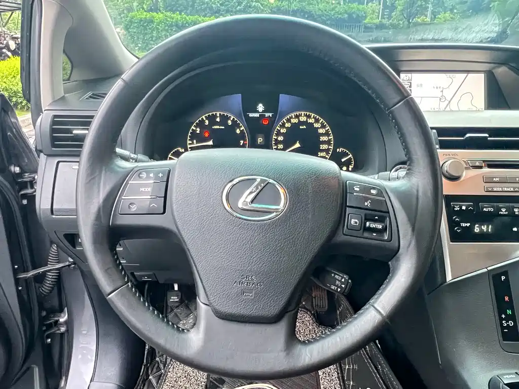Lexus RX Classic 2012 — фото 20