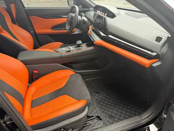 Changan UNI-V 2024