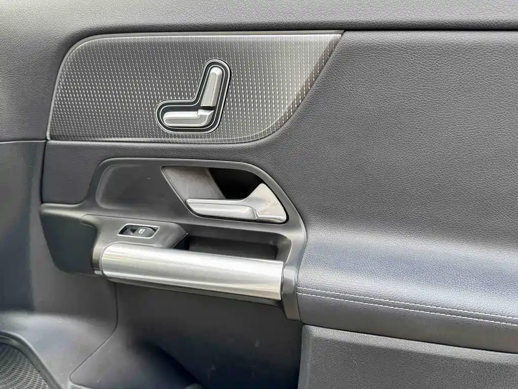 Mercedes-Benz GLA 2021 — фото 13