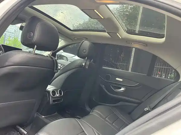 Mercedes-Benz C-Class 2019