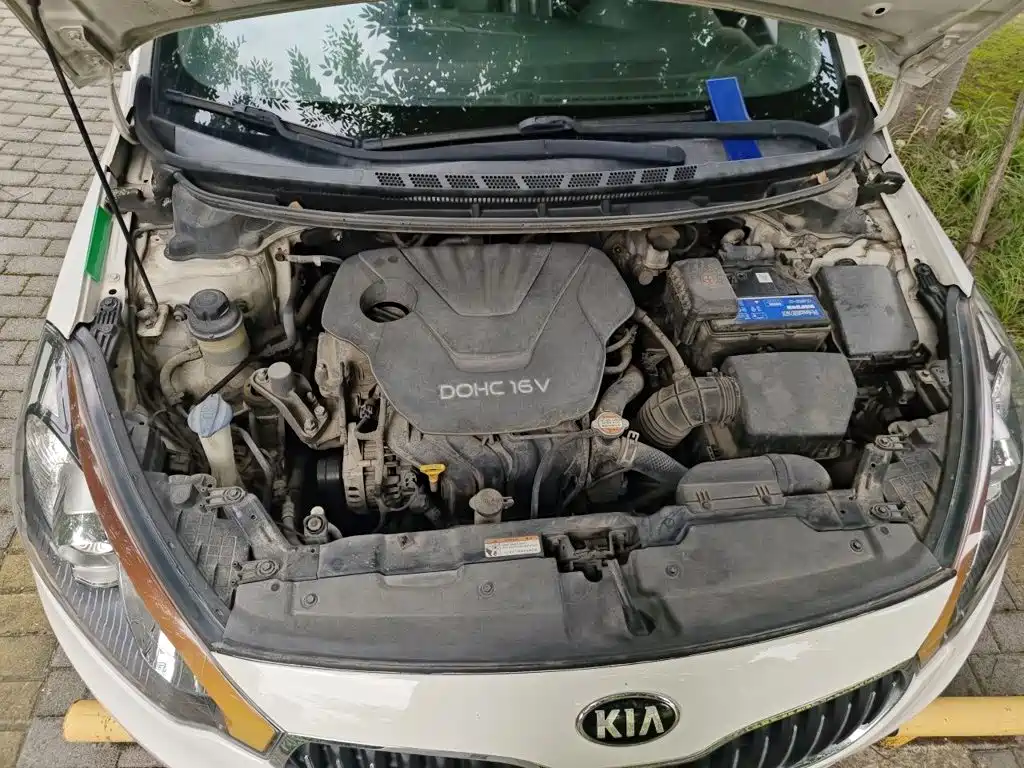 Kia K3 2015 — фото 11