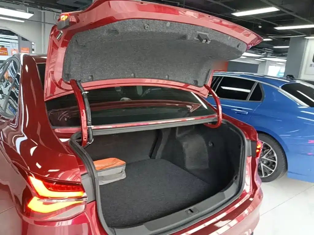 Chevrolet Monza 2020 — фото 19
