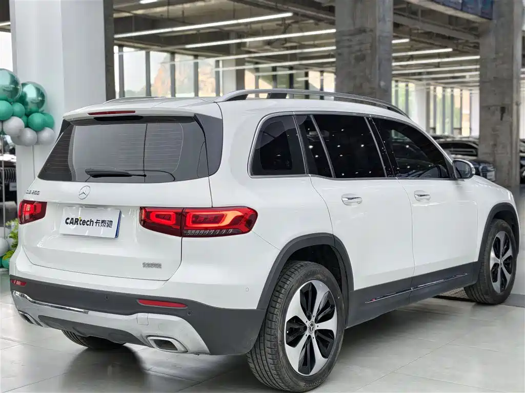Mercedes-Benz GLB 2022 — фото 3