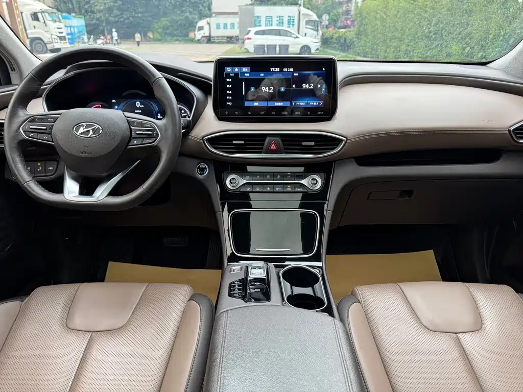 Hyundai Santa Fe 2020 — фото 20
