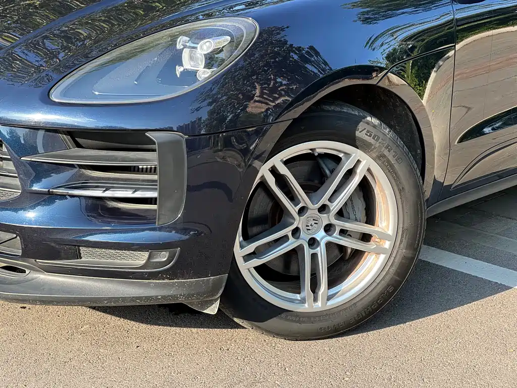 Porsche Macan 2020 — фото 4