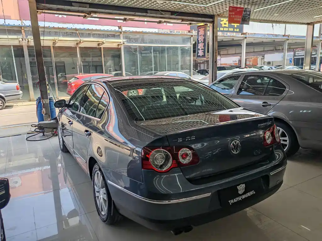 Volkswagen Magotan 2011