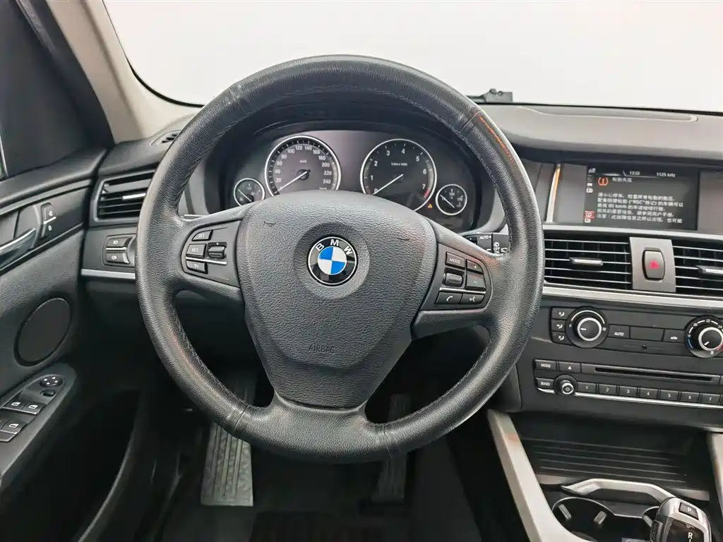 BMW X3 2017 — фото 11